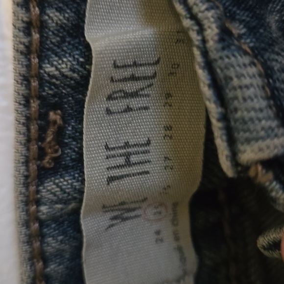 WE THE FREE Womens Denim Frayed Hem Zip It Up Mini Skirt 25 Blue - Picture 2 of 4